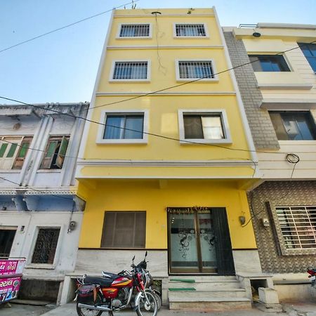 Hotel Vinayaka Nāthdwāra Exterior foto